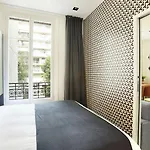 Aparthotel Yays Zola By Numa 4*