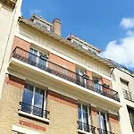 Yays Zola By Numa Aparthotel 4*