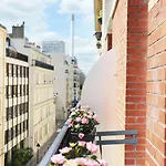 Yays Zola By Numa Aparthotel 4*